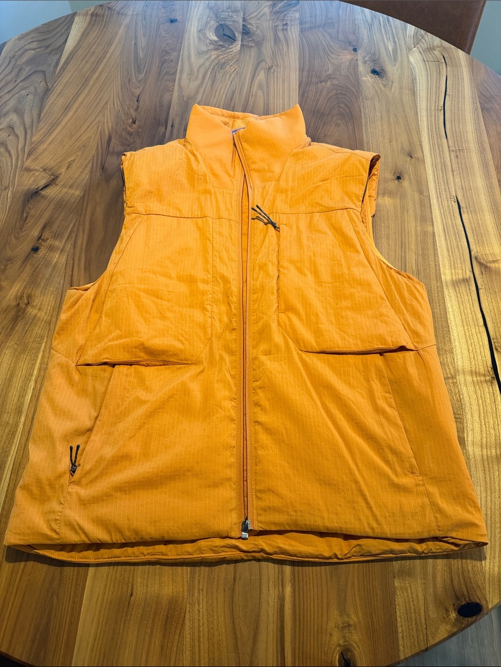 Men's Lululemon Orange Quilted Vest - Lightweight Puffer Vest Large